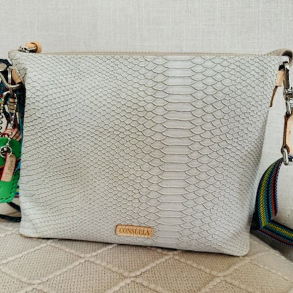 Consuela Thunderbird Hobo